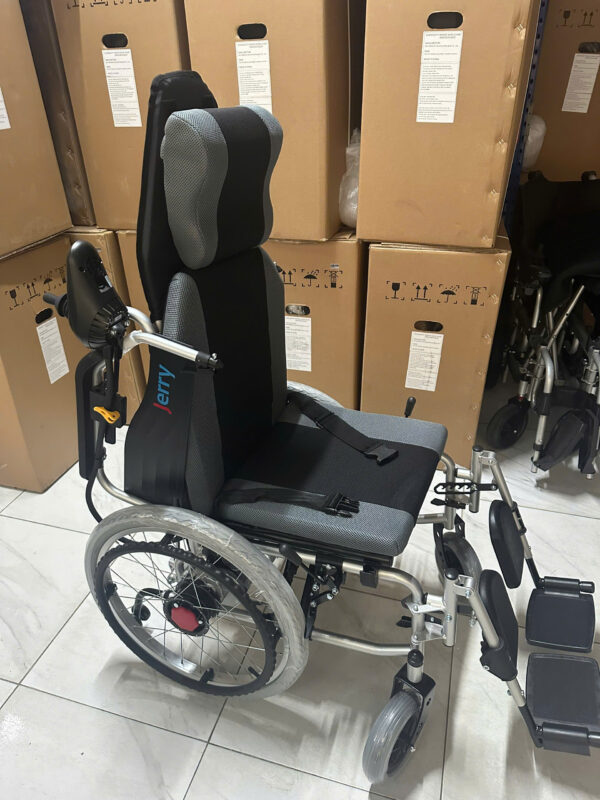 Xe lăn điện có lăn tay, ngả nằm Jerry 302X