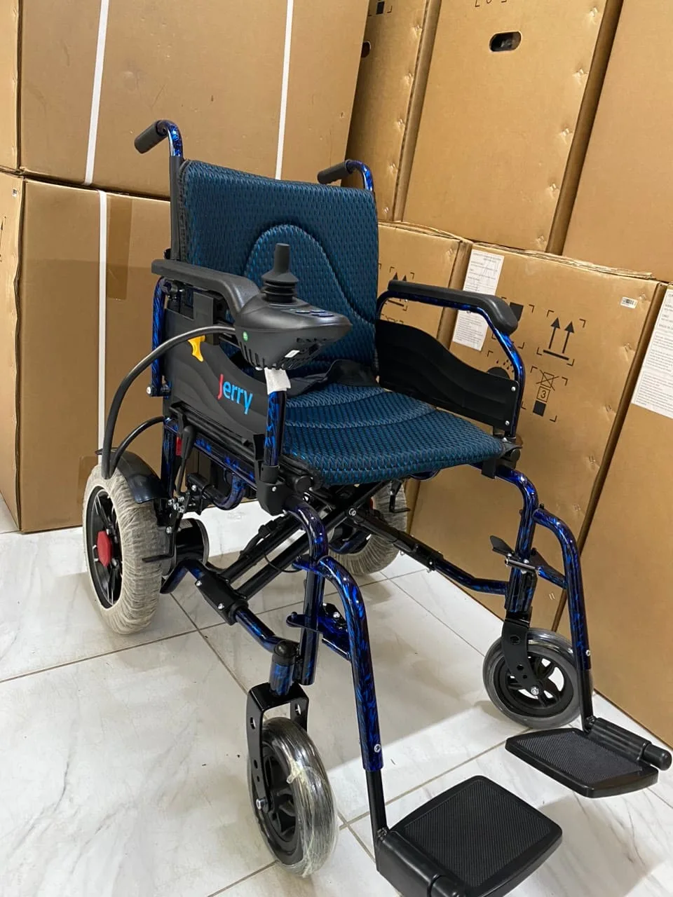 Xe Lăn Điện cao cấp Jerry 1002 chính hãng(giá sốc) Xe Lăn Điện cao cấp Jerry 1002 chính hãng(giá sốc)