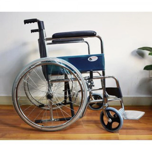 Xe lăn là thiết bị y tế hỗ trợ người bệnh di chuyển