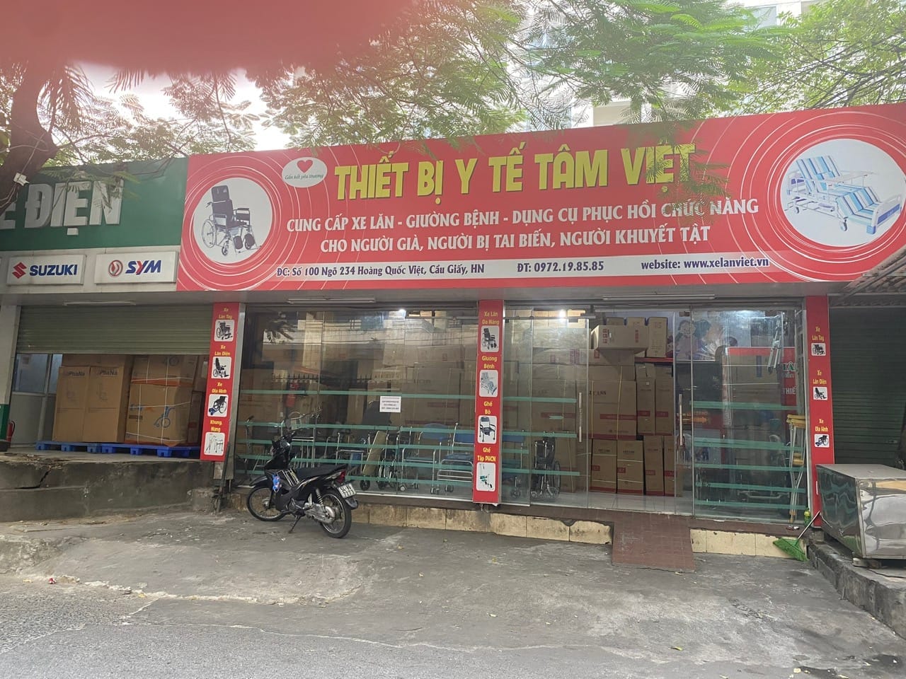 Cửa hàng xe lăn tâm việt