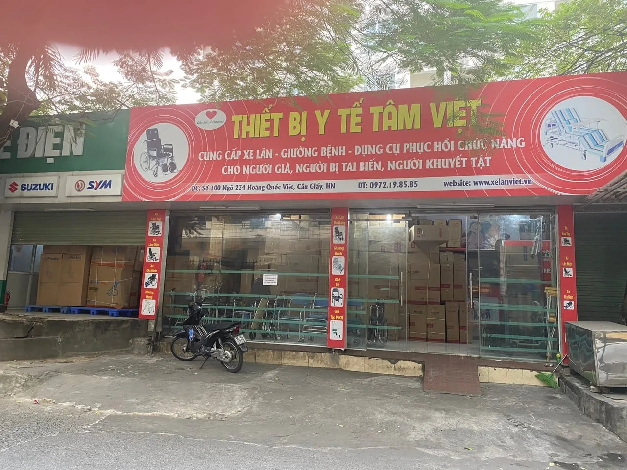 Cửa hàng xe lăn tâm việt
