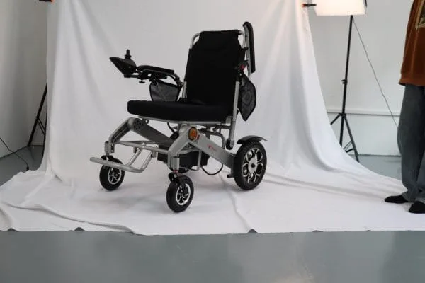 XE LĂN ĐIỆN CAO CẤP SIÊU GỌN D6000