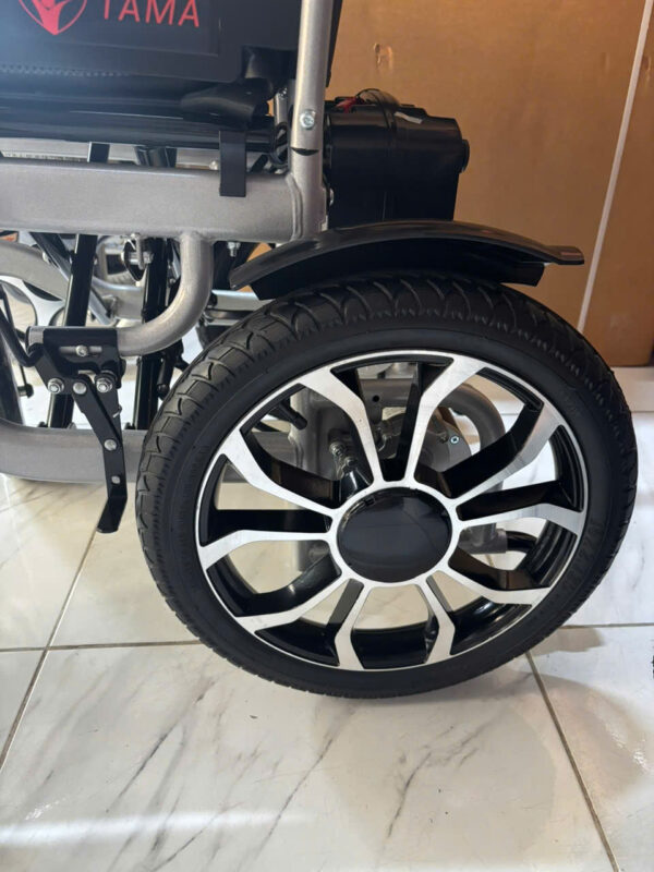 XE LĂN ĐIỆN TAMA 16B MÀU BẠC