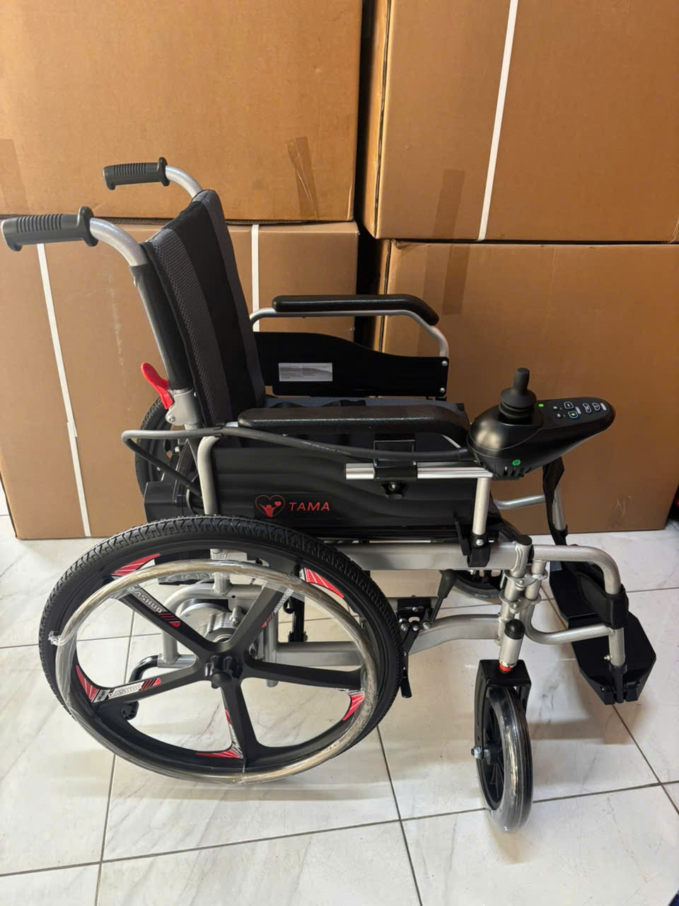 XE LĂN ĐIỆN CAO CẤP TAMA 24B VÀNH ĐÚC BÁNH ĐẶC XE LĂN ĐIỆN CAO CẤP TAMA 24B VÀNH ĐÚC BÁNH ĐẶC