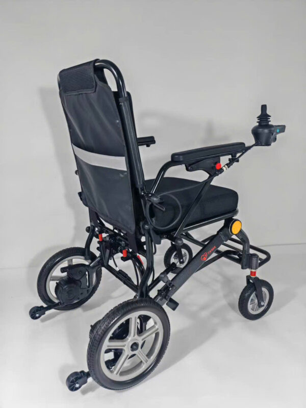 XE LĂN ĐIỆN SIÊU GỌN NHẸ 16KG TAMA 6000 MANG LÊN MÁY BAY