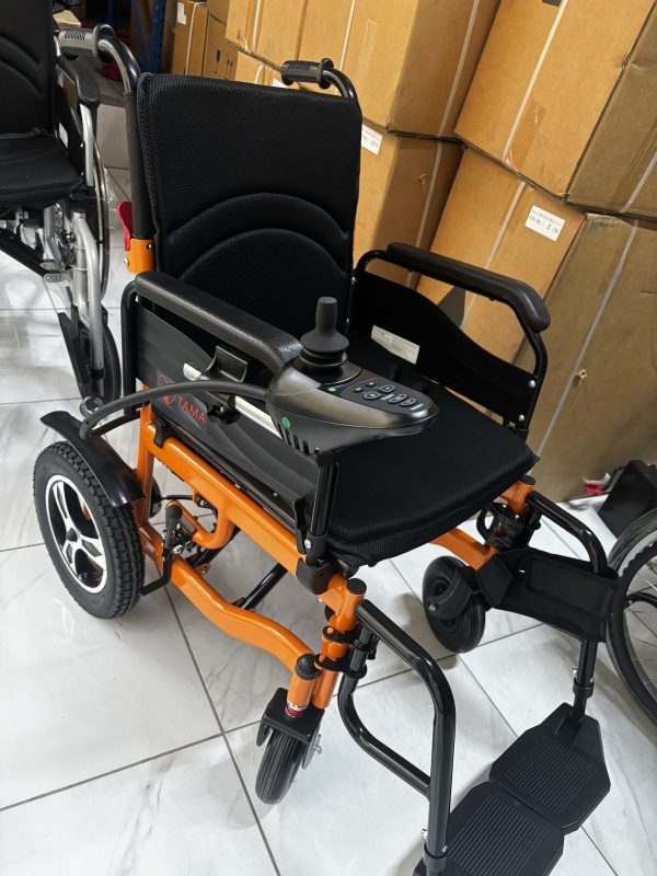 Xe lăn điện cao cấp Tama 12B khung màu cam