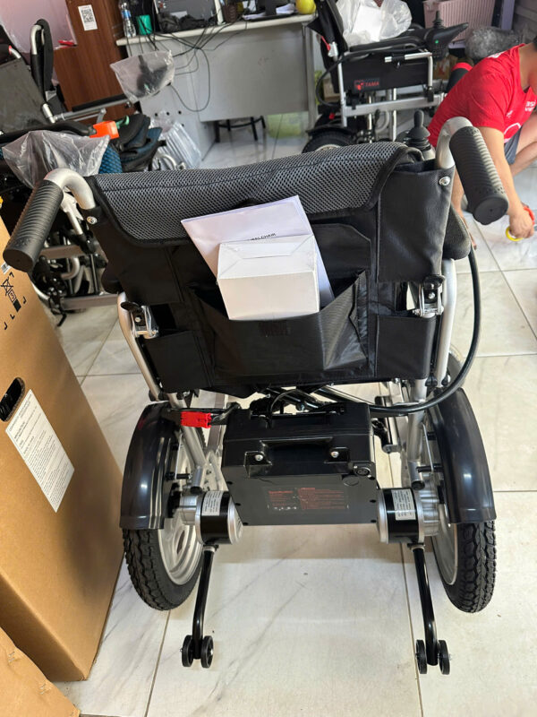 Xe lăn điện Jerry 1801X